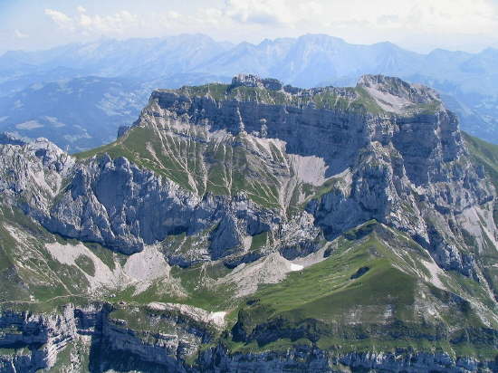 La Tournette (2 351 m)